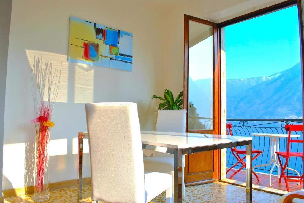 Belvedere - Apartment With Balcony Lake View ซาลา โคมาชีนา ภายนอก รูปภาพ