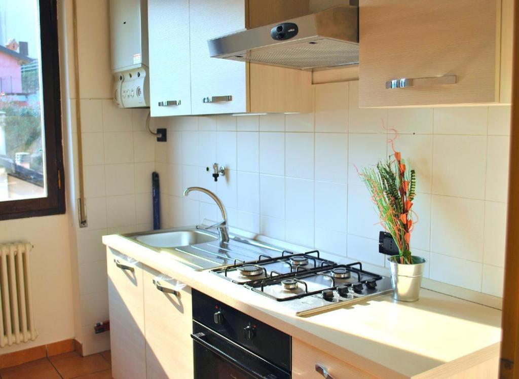 Belvedere - Apartment With Balcony Lake View ซาลา โคมาชีนา ภายนอก รูปภาพ